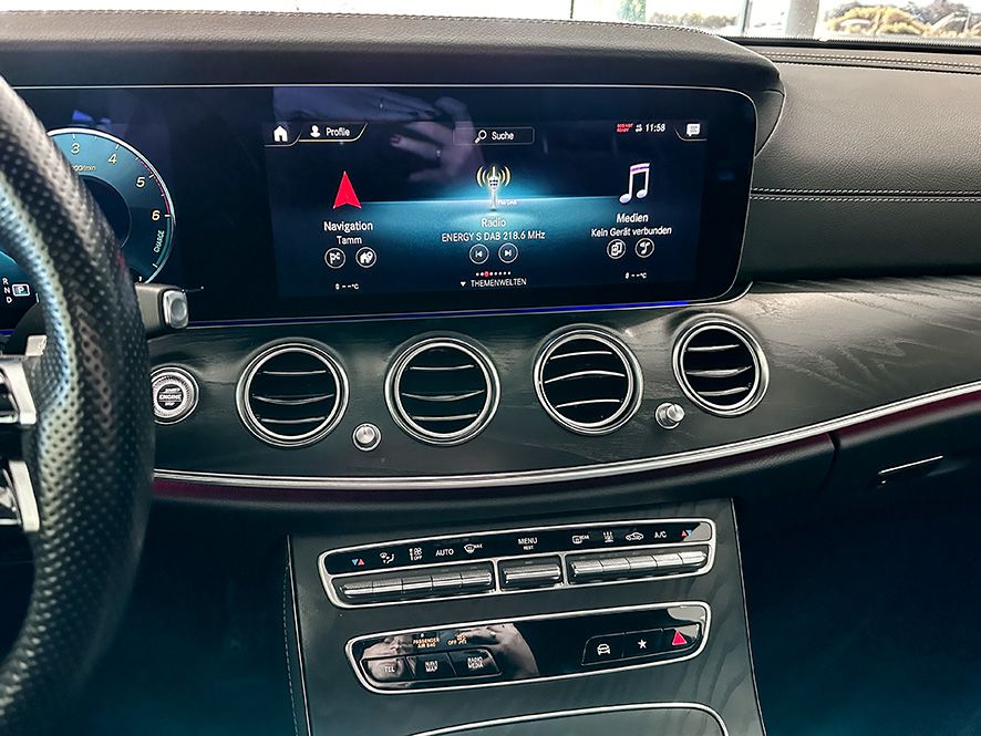 Mercedes-Benz E 300 2022