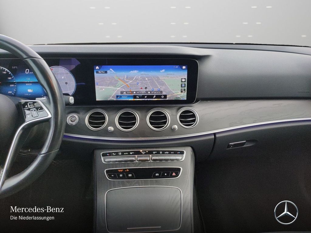 Mercedes-Benz E 300 2022