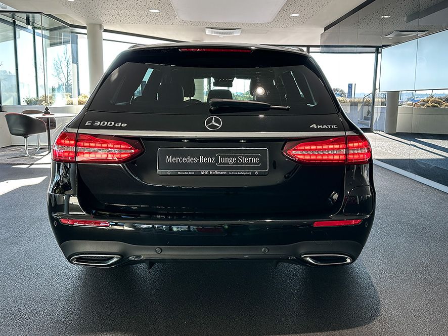 Mercedes-Benz E 300 2022