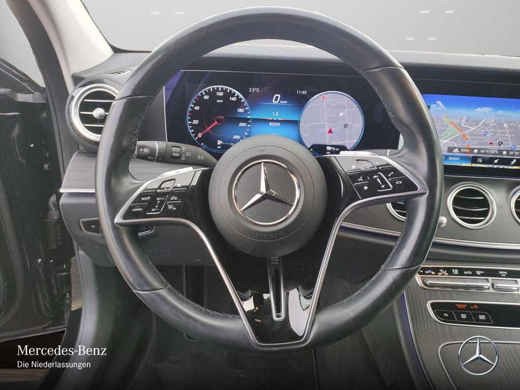 Mercedes-Benz E 300 2022