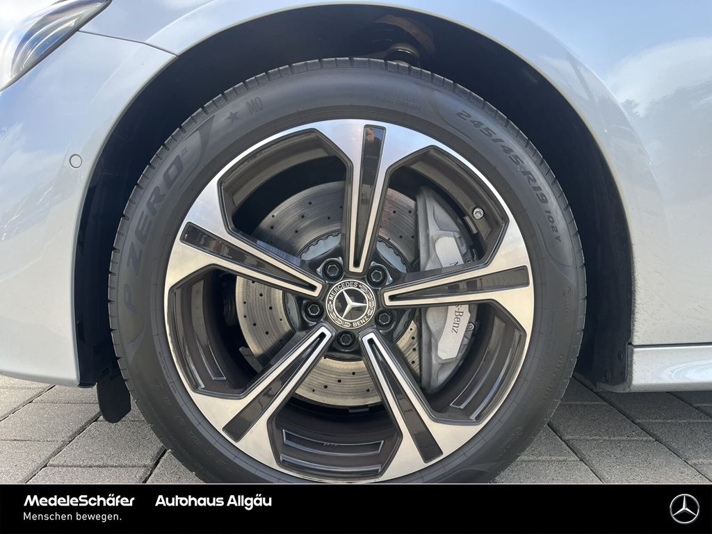 Mercedes-Benz E 300 2023