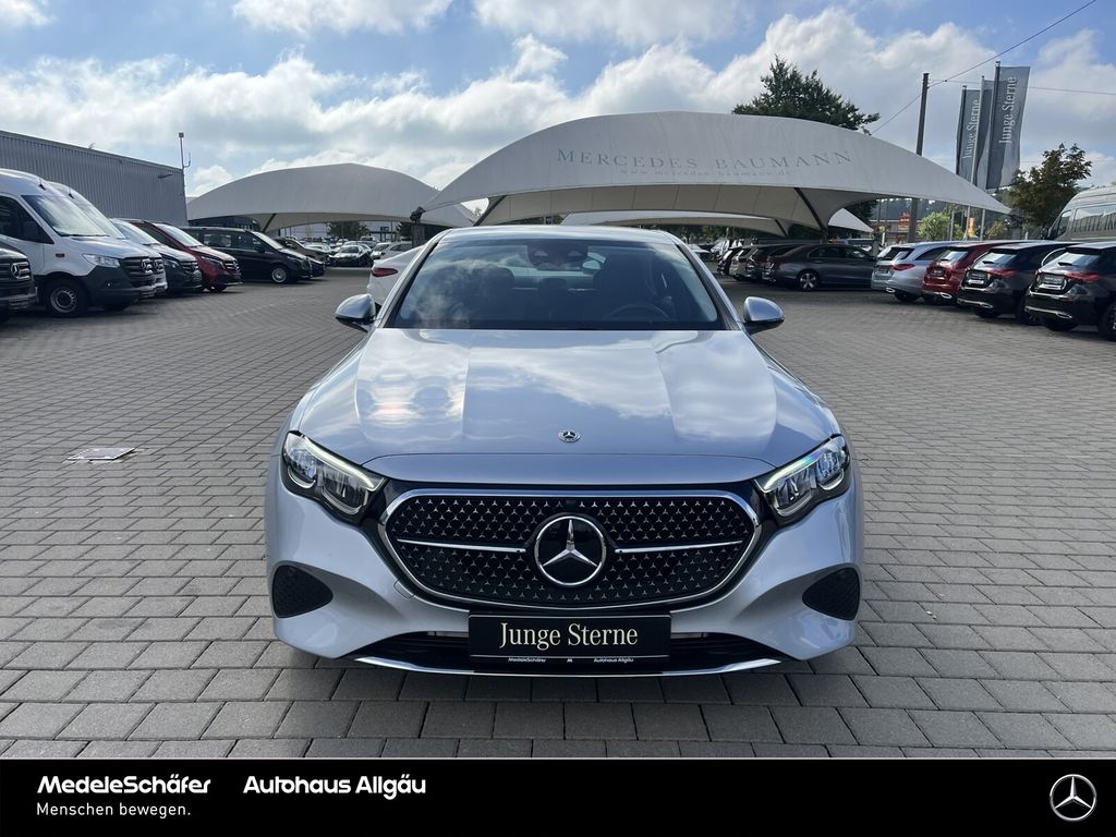 Mercedes-Benz E 300 2023