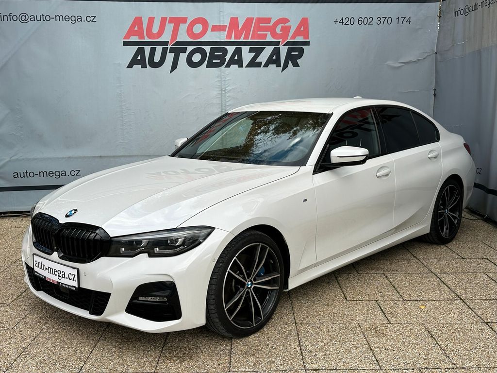 BMW 330 2021
