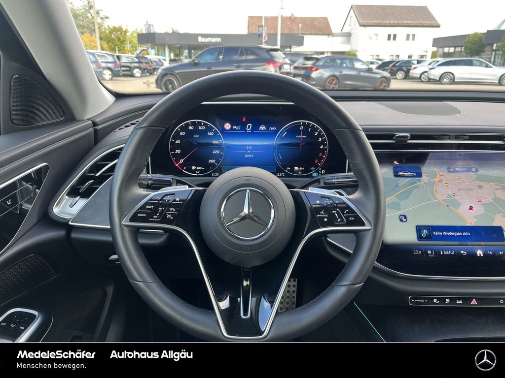 Mercedes-Benz E 300 2023