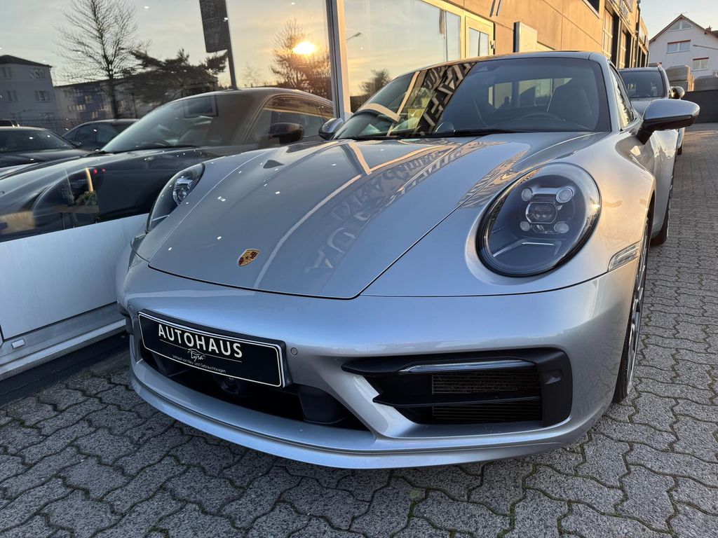 Porsche 992 2021