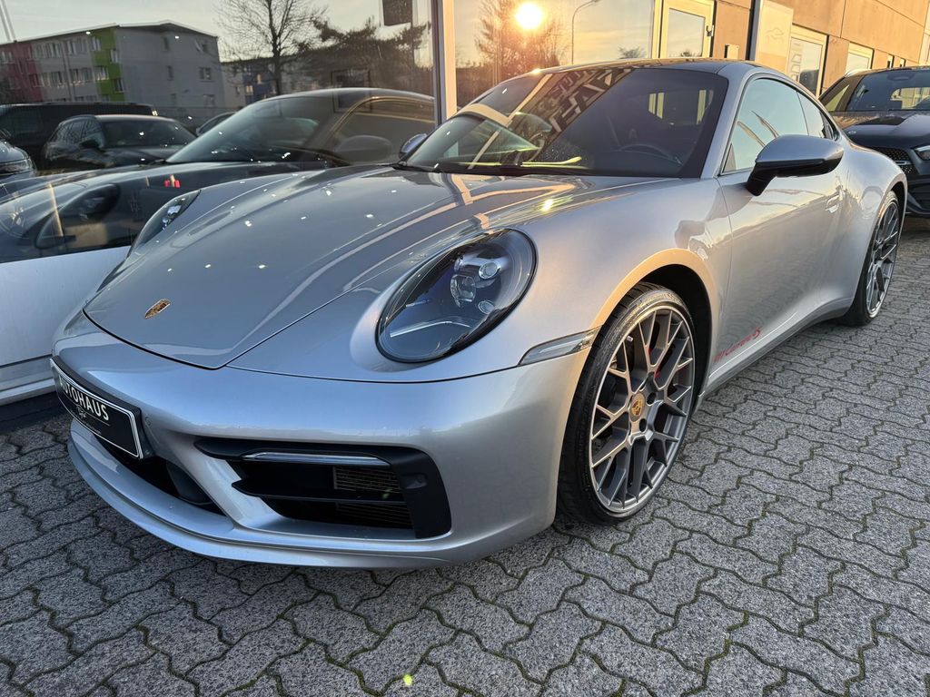 Porsche 992 2021