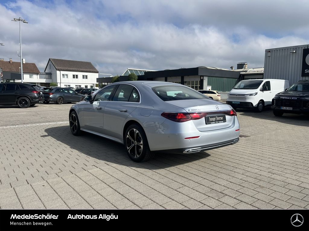 Mercedes-Benz E 300 2023