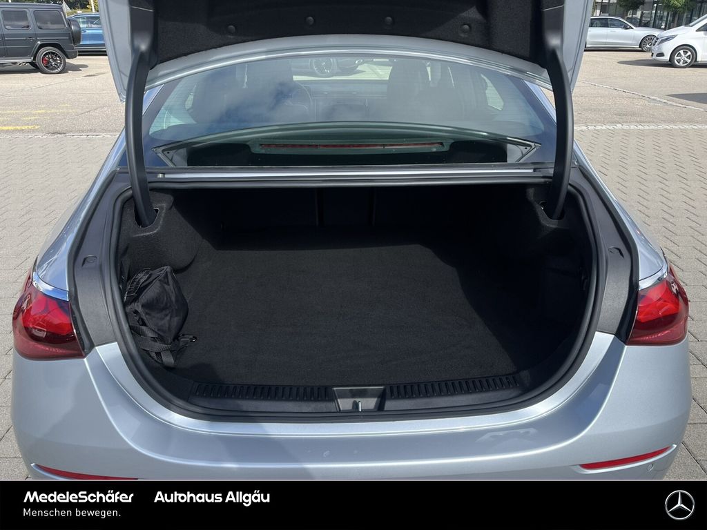 Mercedes-Benz E 300 2023