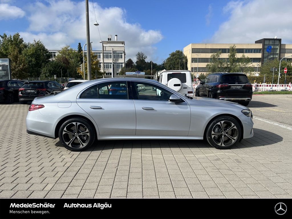 Mercedes-Benz E 300 2023