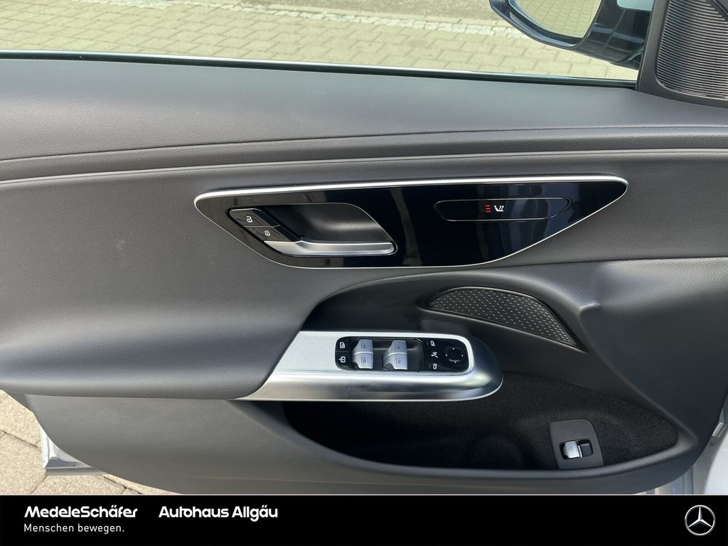 Mercedes-Benz E 300 2023