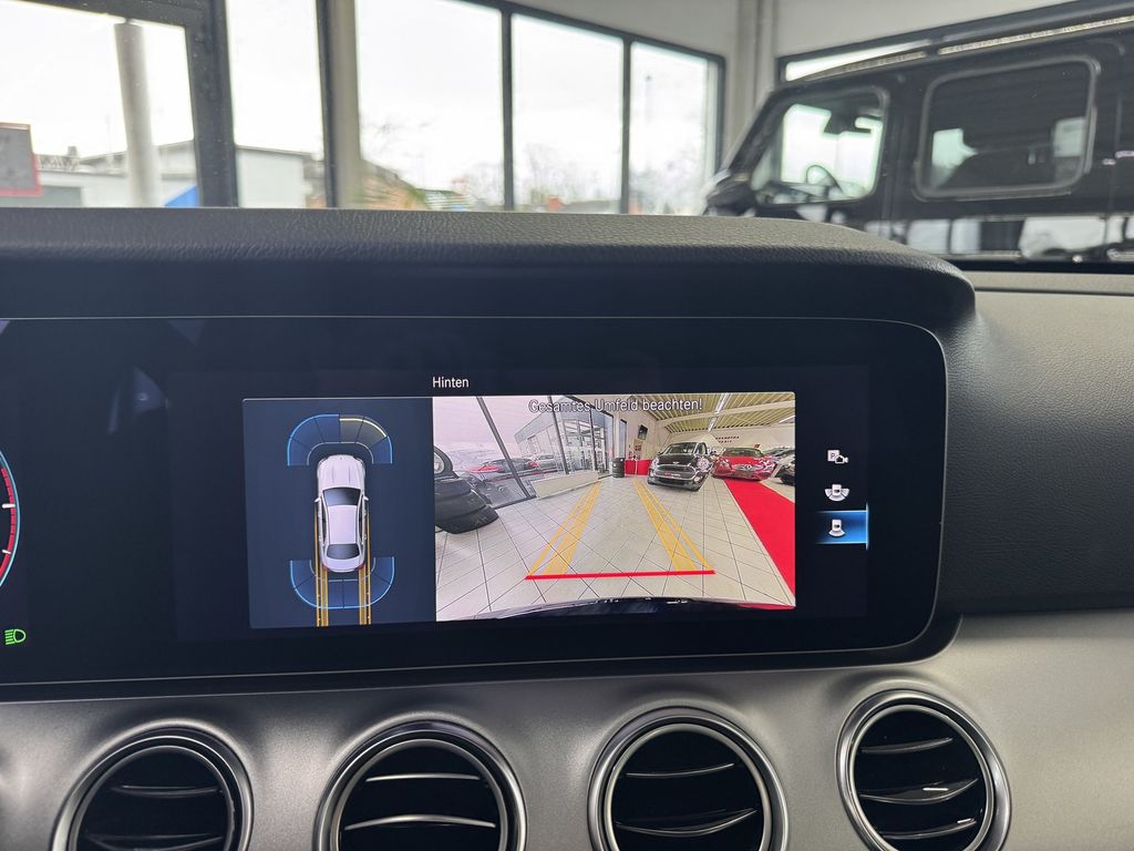 Mercedes-Benz E 220 2022