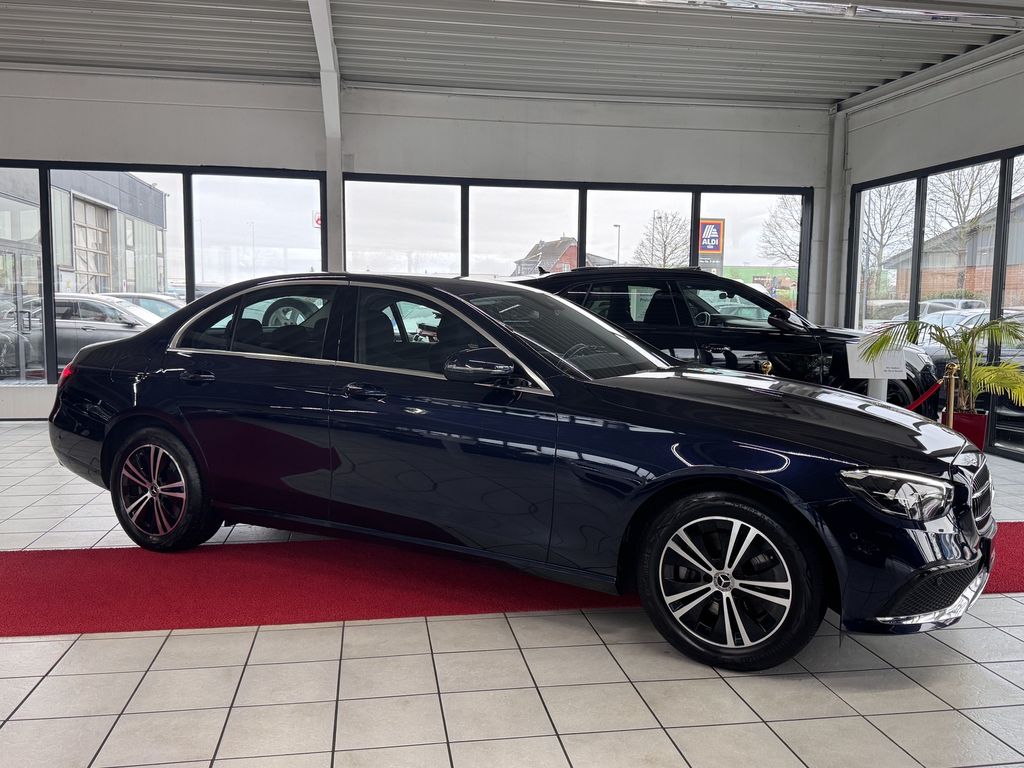 Mercedes-Benz E 220 2022