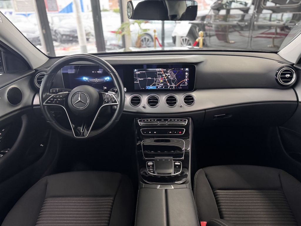 Mercedes-Benz E 220 2022