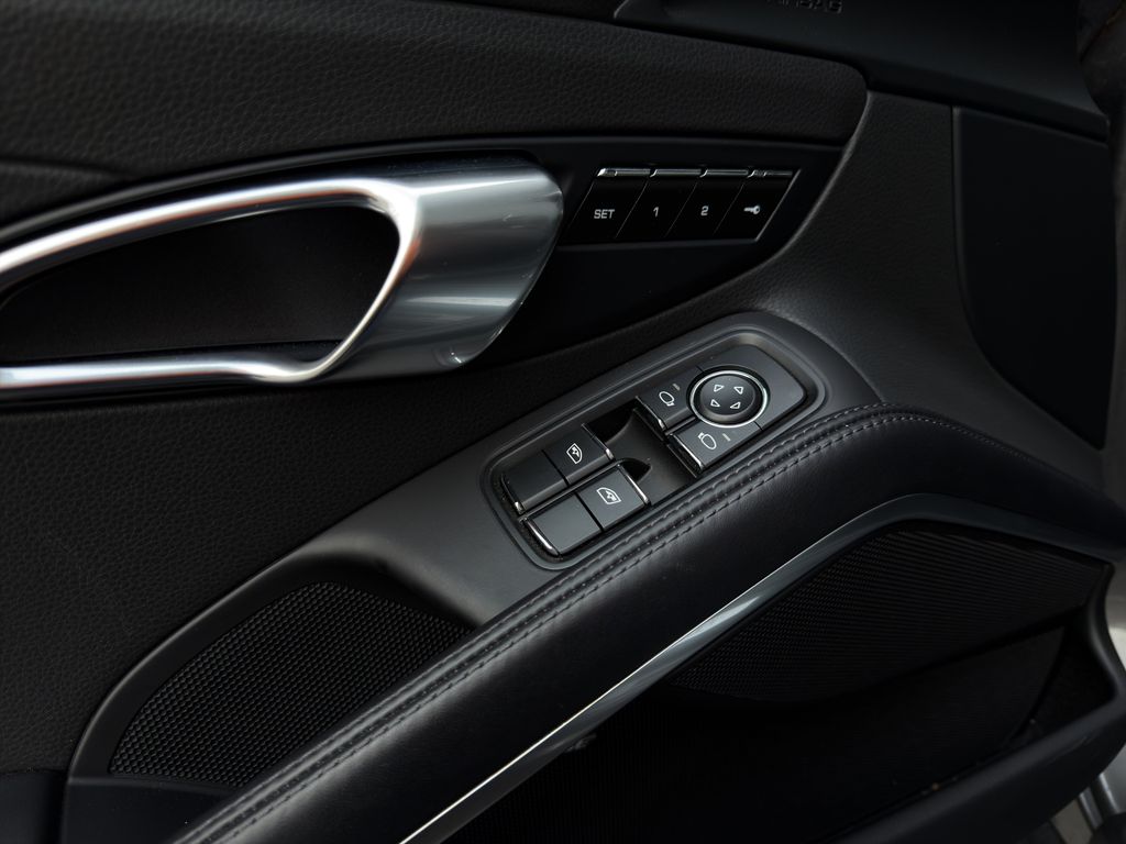 Porsche Boxster 2020