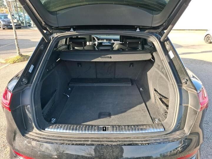 Audi e-tron 2019