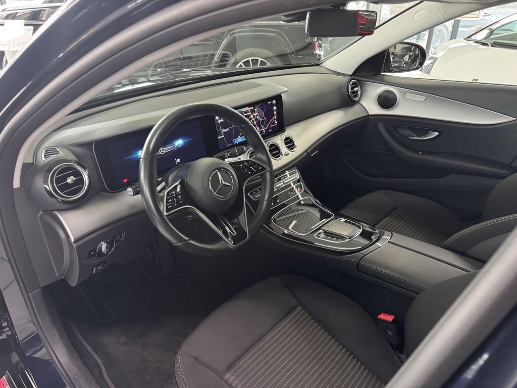 Mercedes-Benz E 220 2022