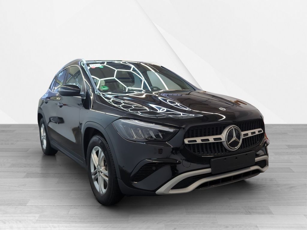 Mercedes-Benz GLA 200 2024