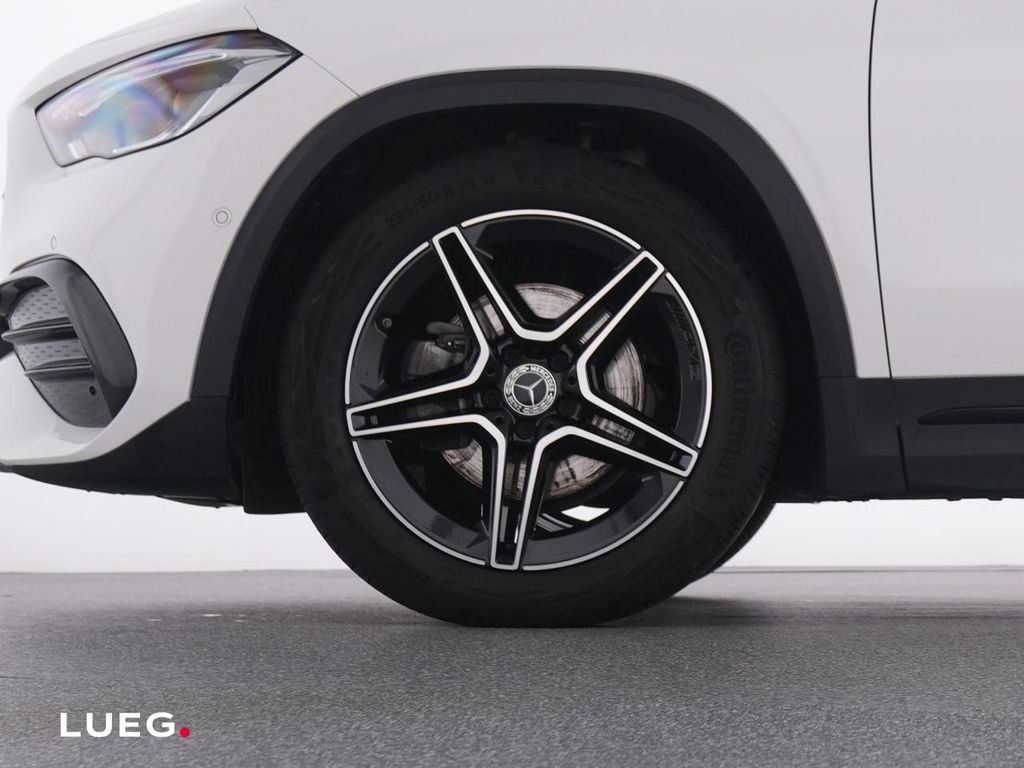 Mercedes-Benz GLA 200 2022