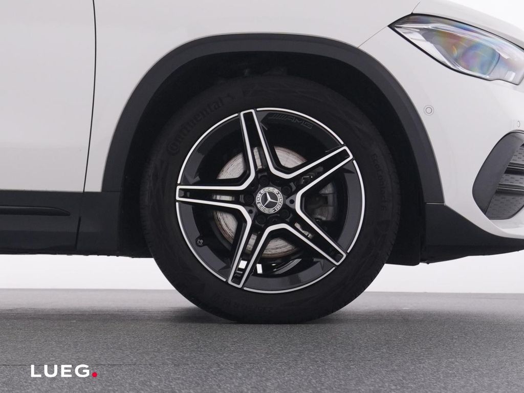 Mercedes-Benz GLA 200 2022