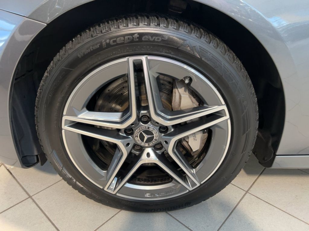 Mercedes-Benz E 300 2022