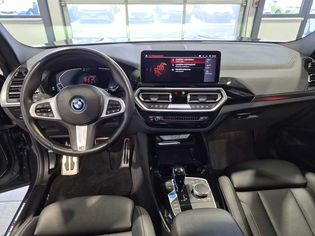BMW iX3 2023