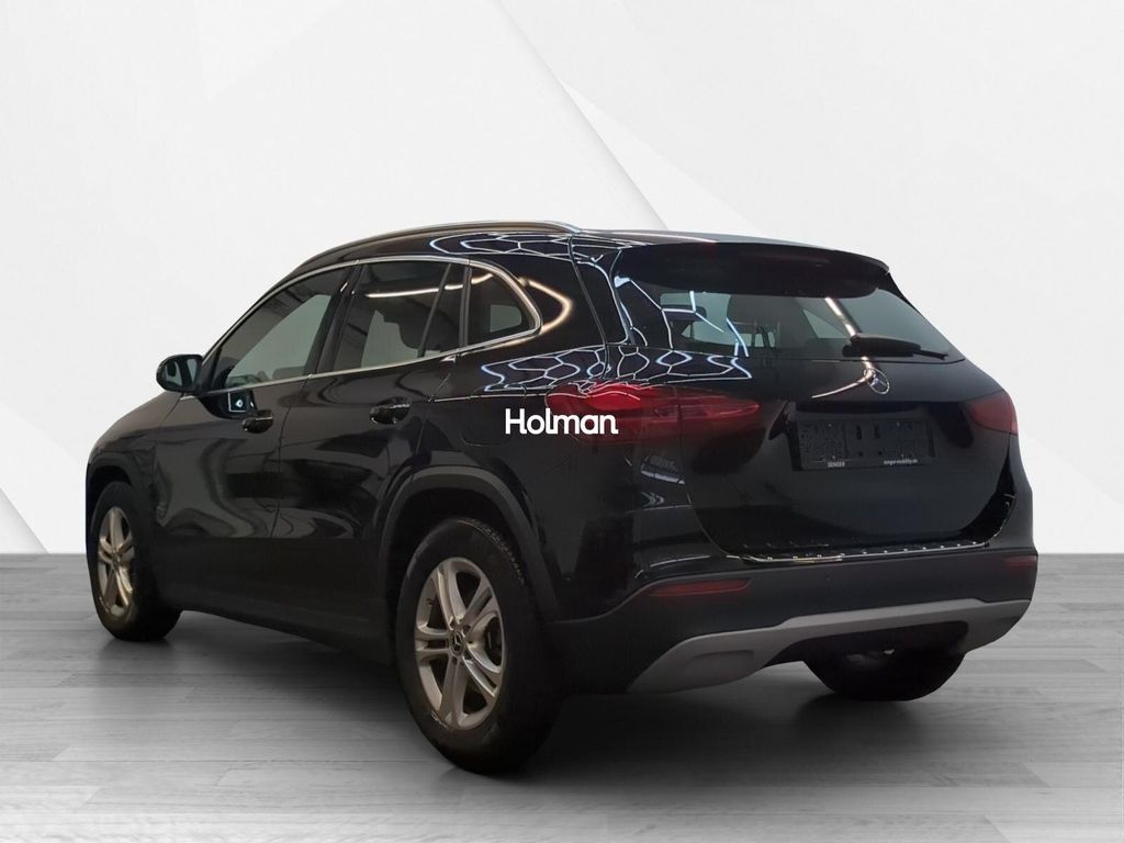 Mercedes-Benz GLA 200 2024