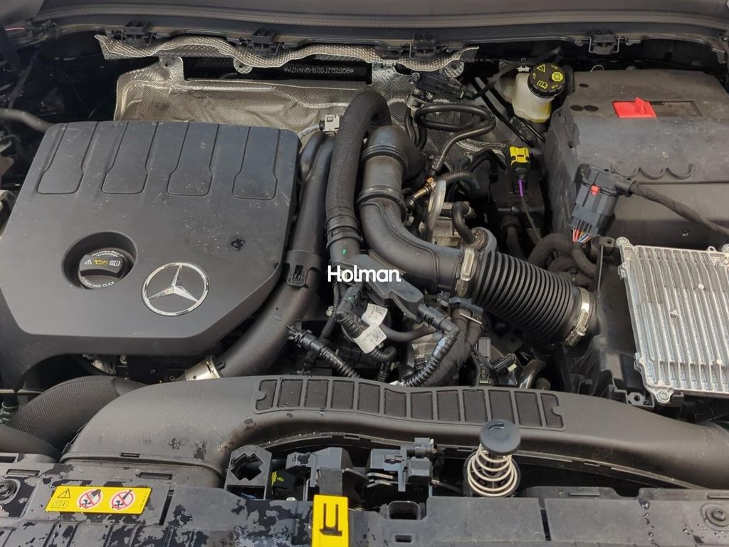 Mercedes-Benz GLA 200 2024