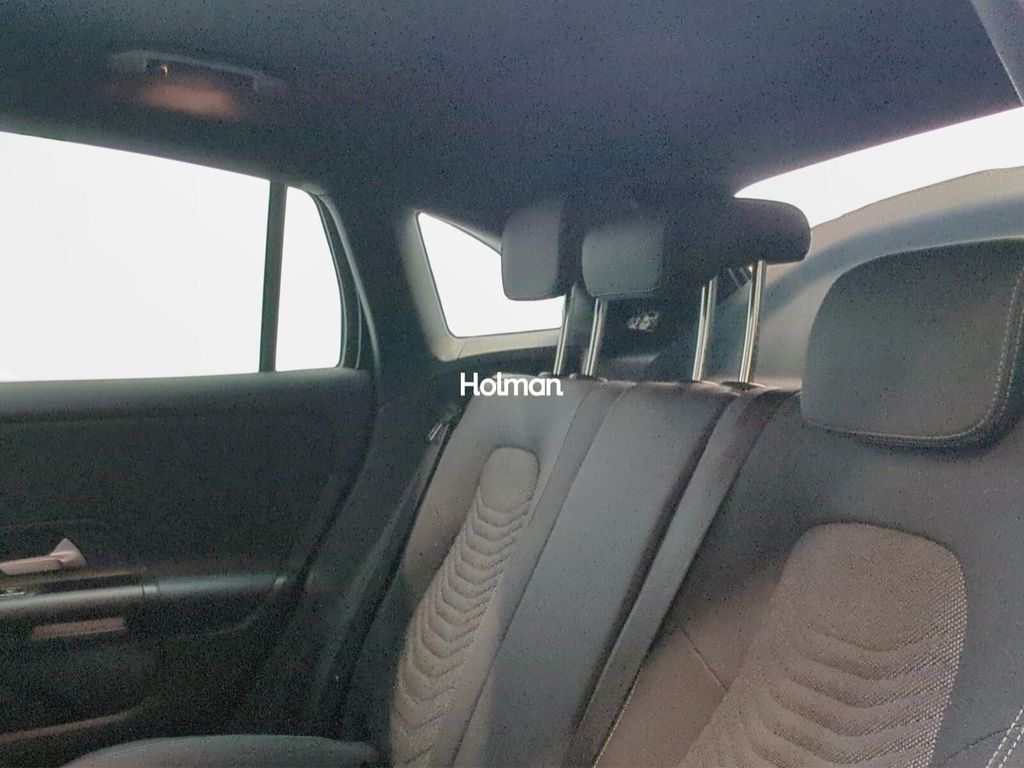 Mercedes-Benz GLA 200 2024