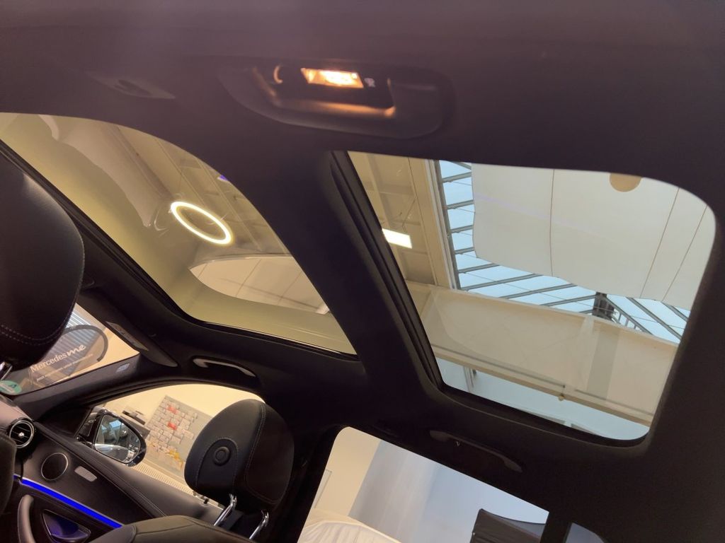 Mercedes-Benz E 300 2022