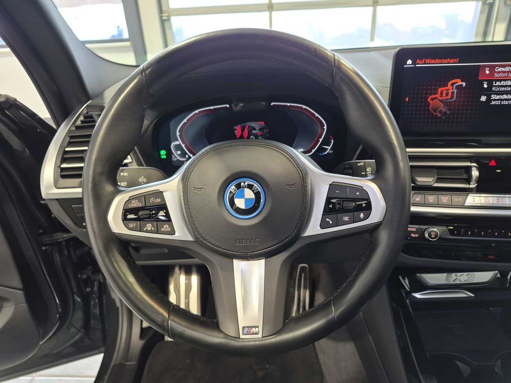 BMW iX3 2023