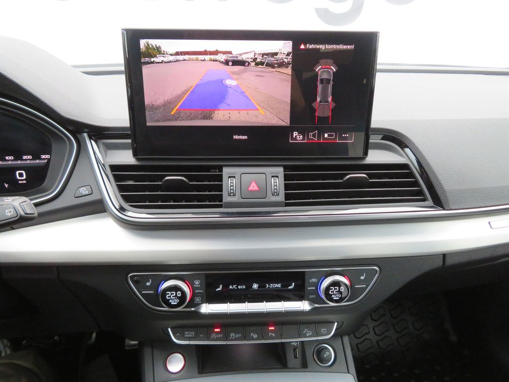 Audi SQ5 2024