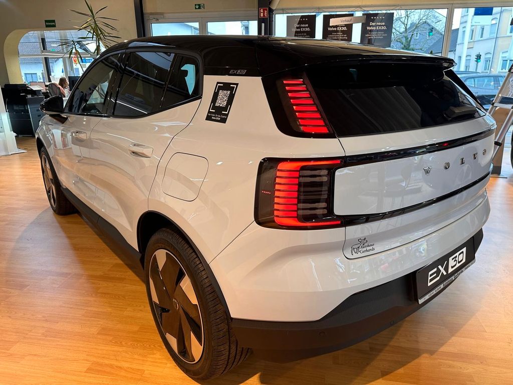 Volvo EX30 2025