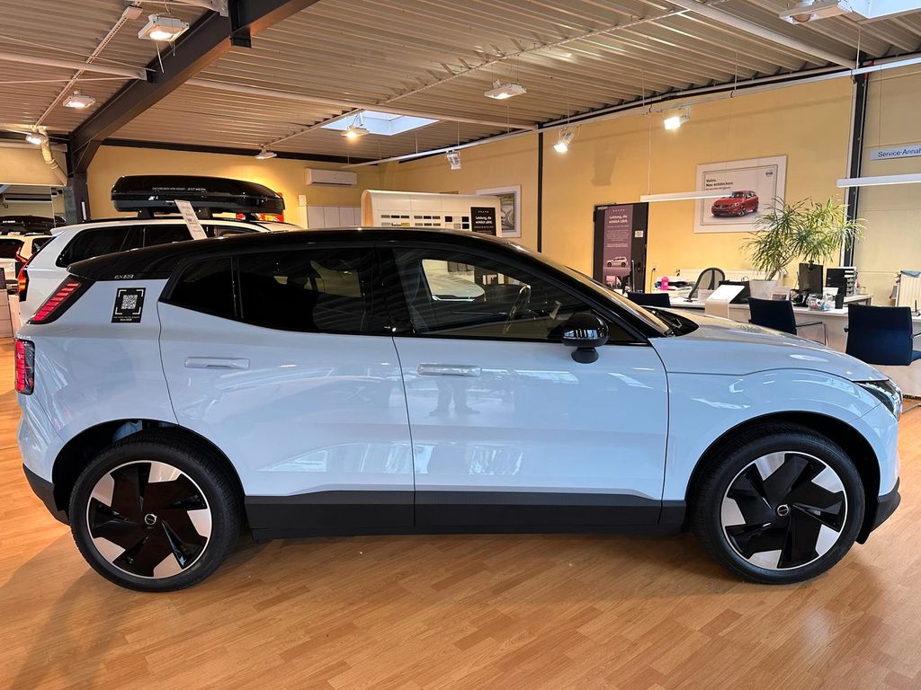 Volvo EX30 2025