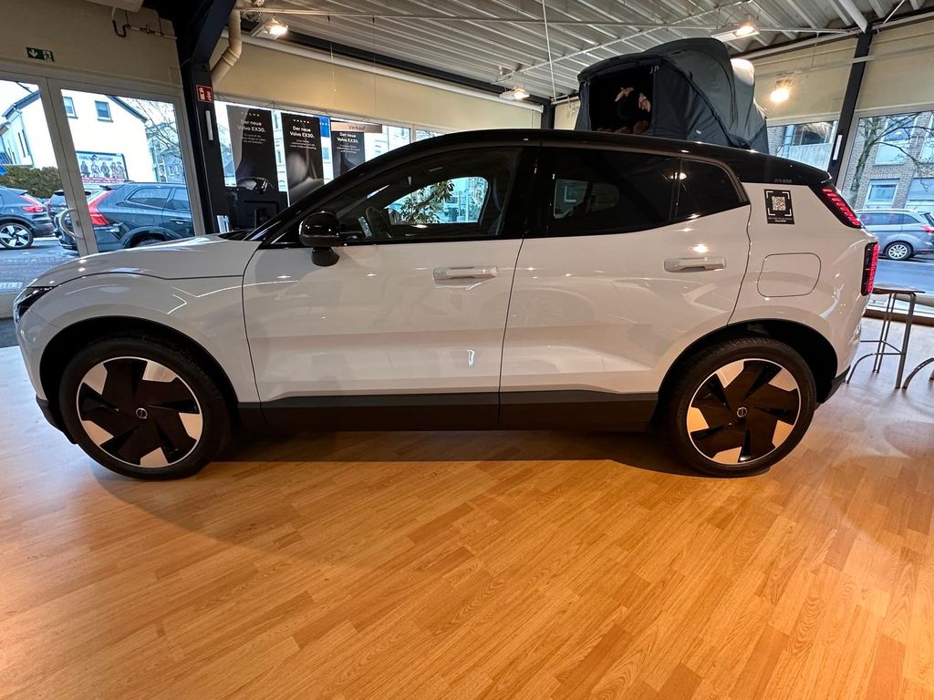 Volvo EX30 2025