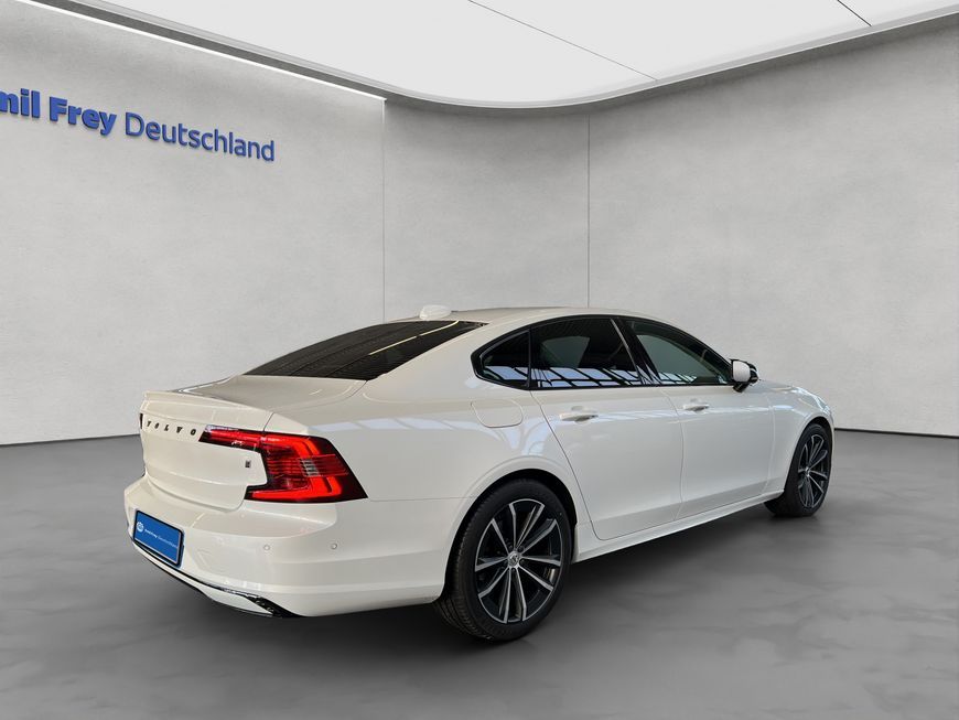 Volvo S90 2022