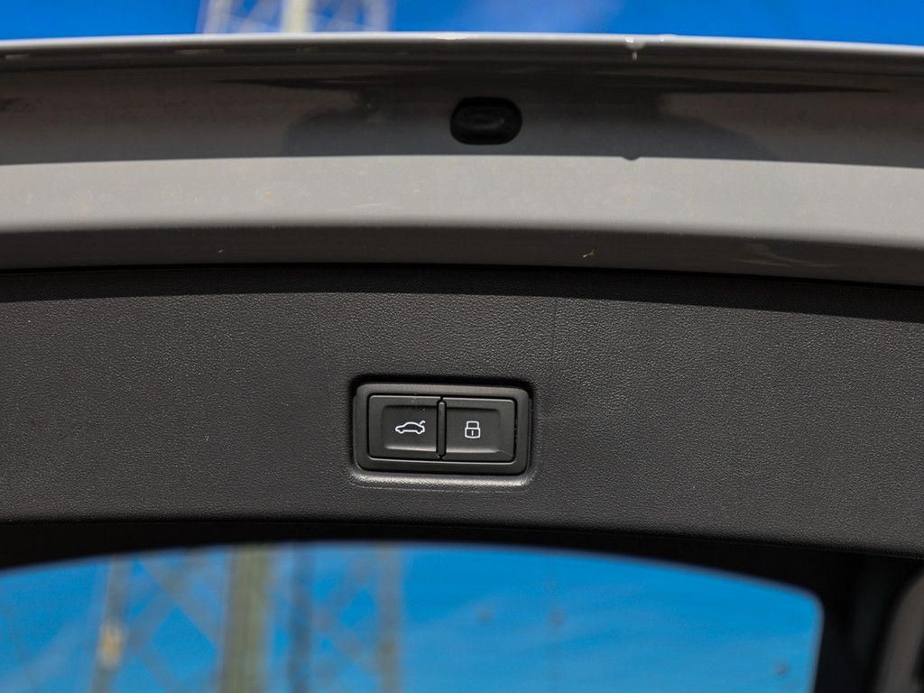 Audi Q4 2025