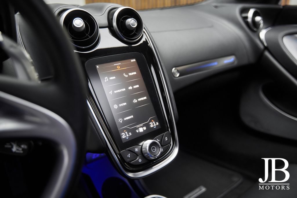 McLaren GT 2023