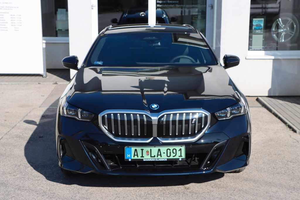 BMW i5 2024