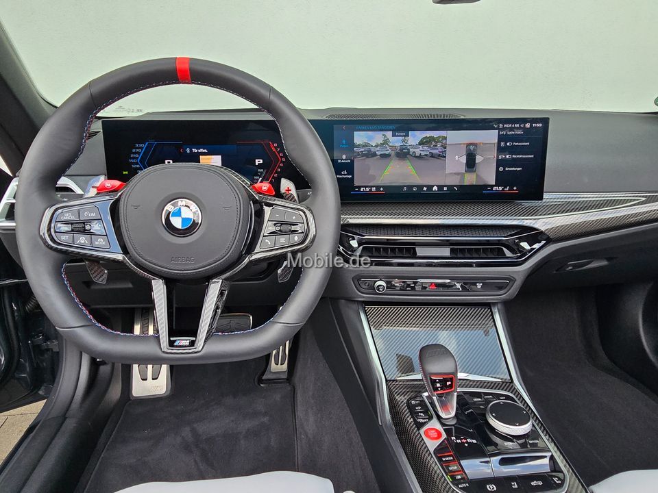 BMW M4 2025