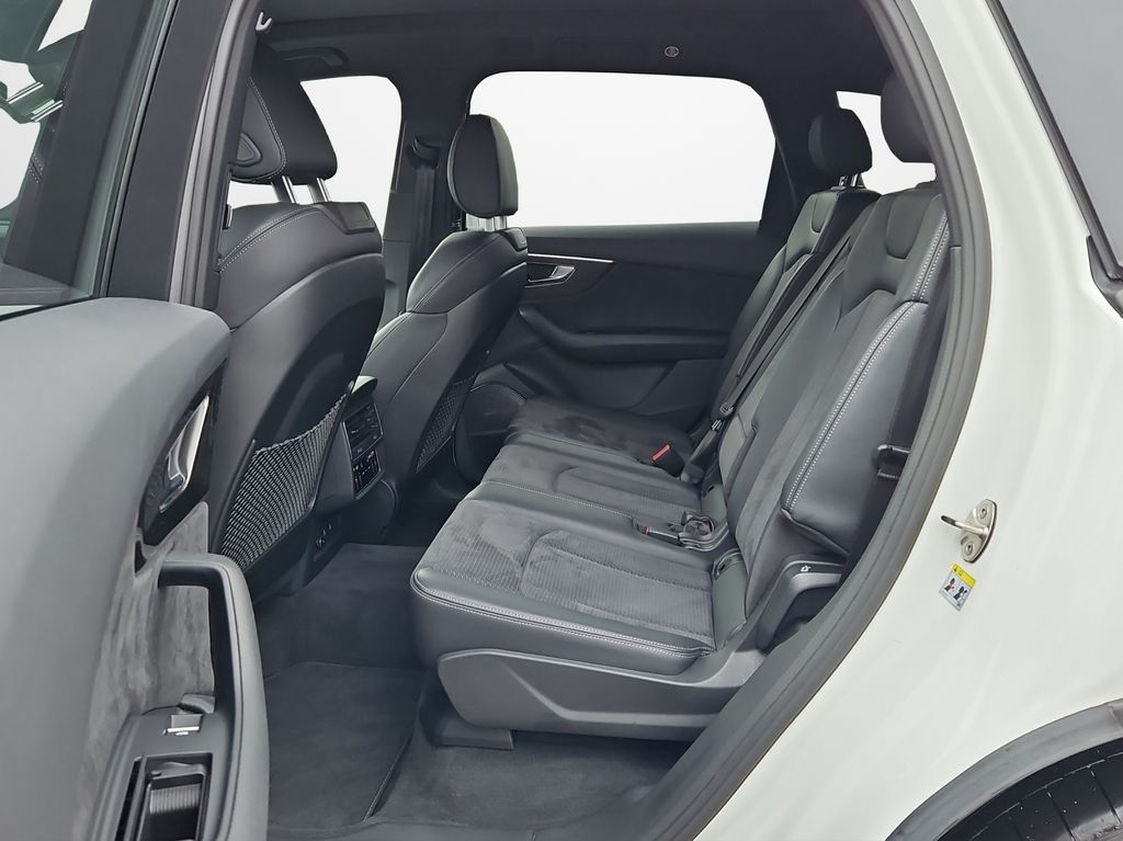 Audi Q7 2023