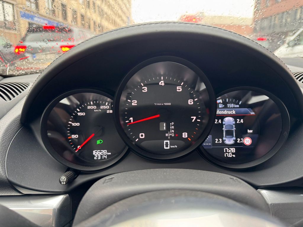 Porsche Boxster 2020