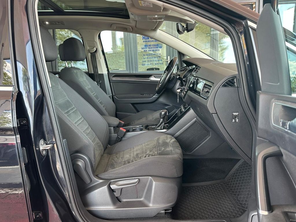 Volkswagen Touran 2016