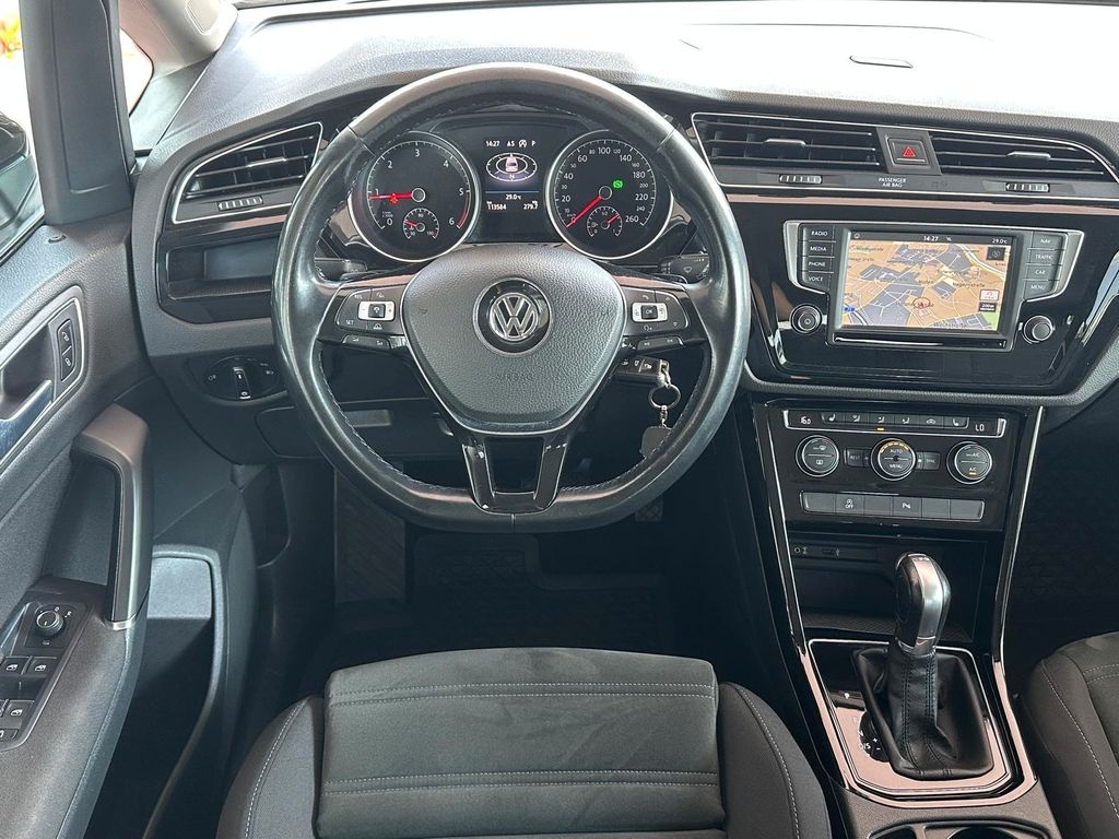 Volkswagen Touran 2016