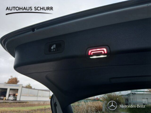 Mercedes-Benz E 220 2025