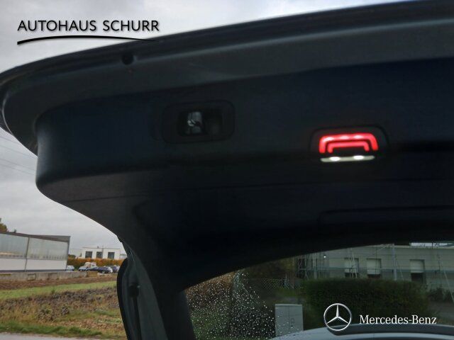 Mercedes-Benz E 220 2025