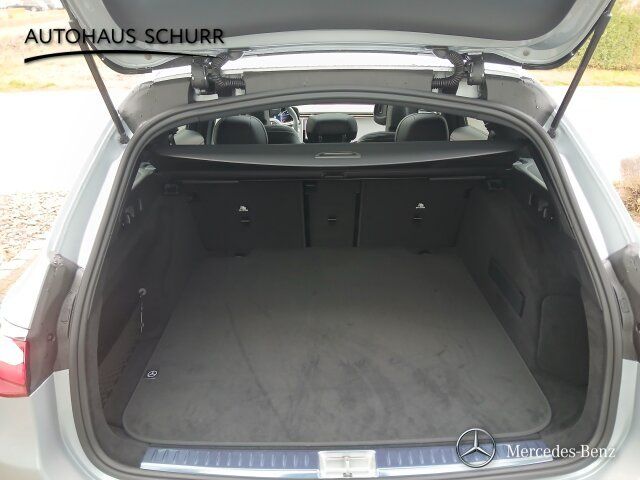 Mercedes-Benz E 220 2025