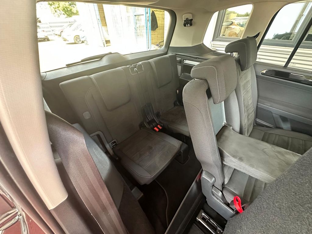 Volkswagen Touran 2016