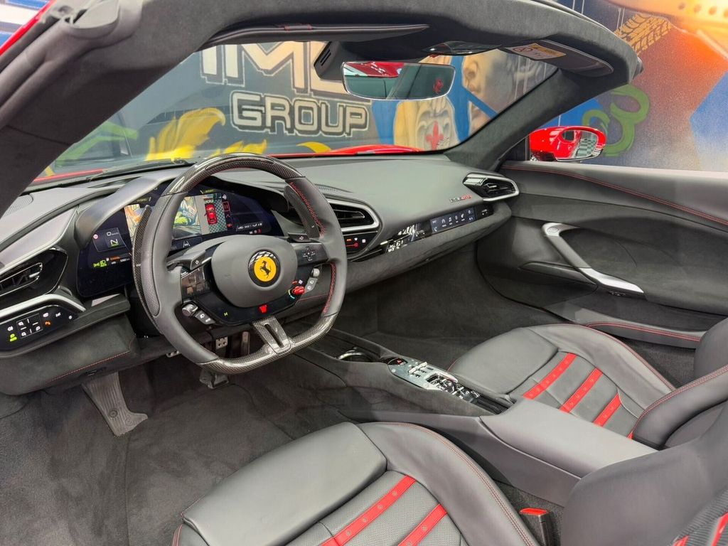 Ferrari 296 GTS 2025