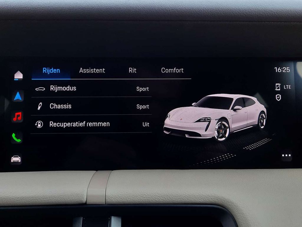 Porsche Taycan 2022