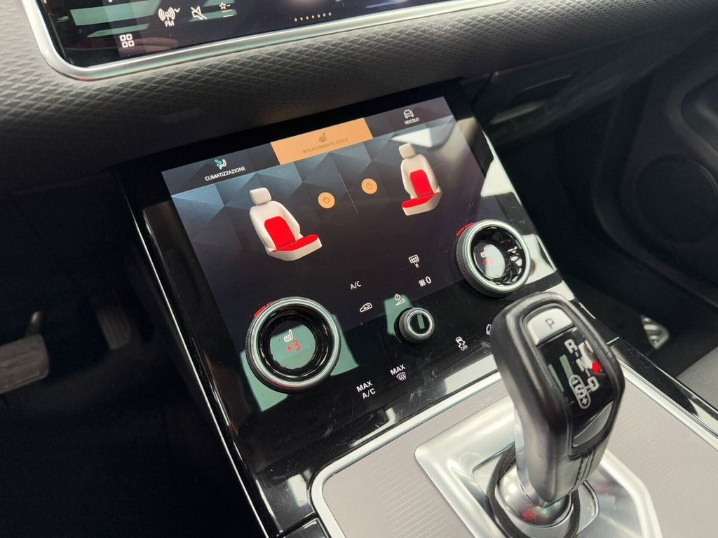 Land Rover Range Rover Evoque 2021